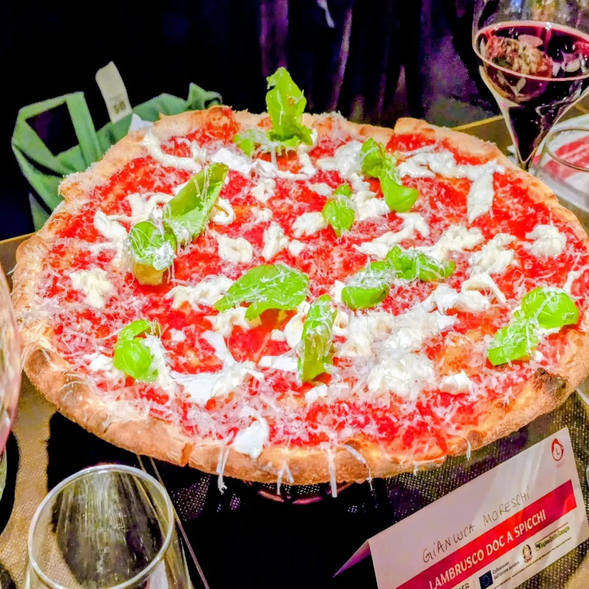 Pizza in Pagella: La Margherita di Dry Milano, un tour tra i sapori