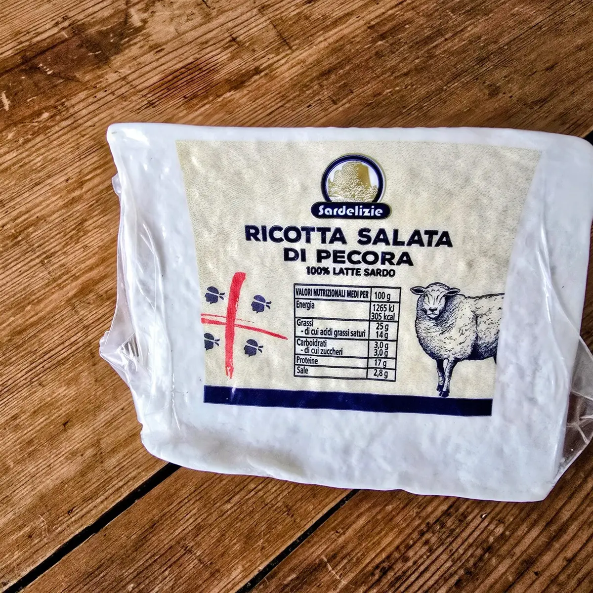 Tesori della Terra: Ricotta salata di pecora – Sardelizie (Eurospin)